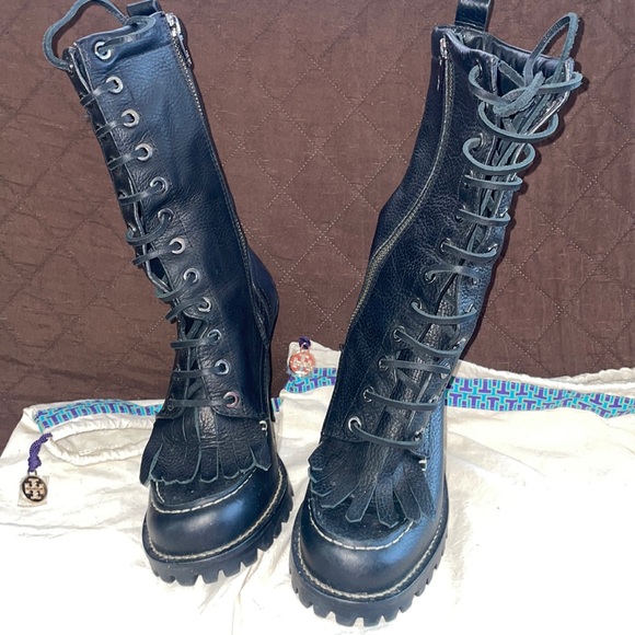 TORY BURCH✨🔥 Black Trigg Lace Up Pebbled Leather 4" Stiletto Boot - Picture 4 of 10